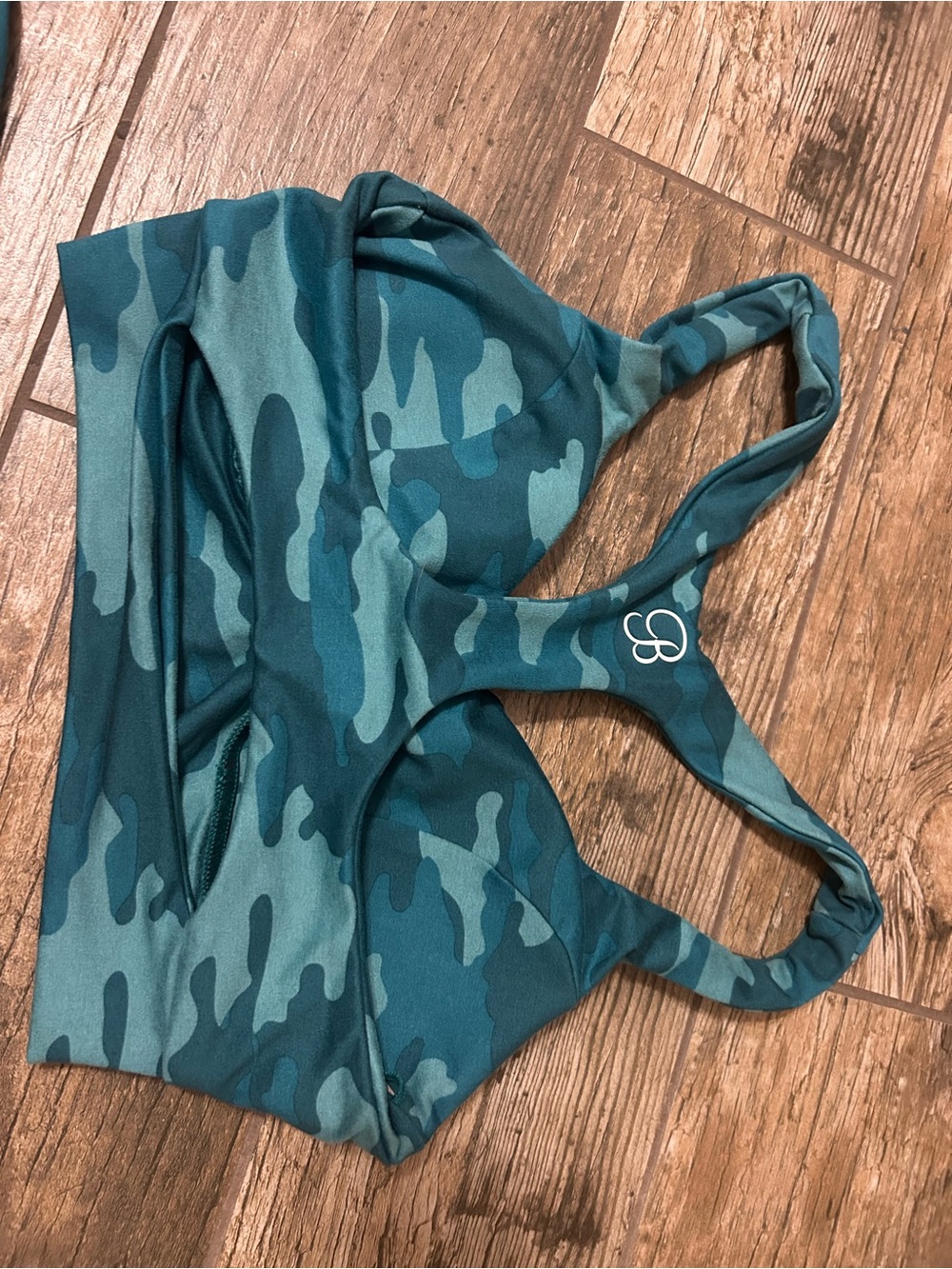 Bombshell Teal Camo set!!! Barely worn